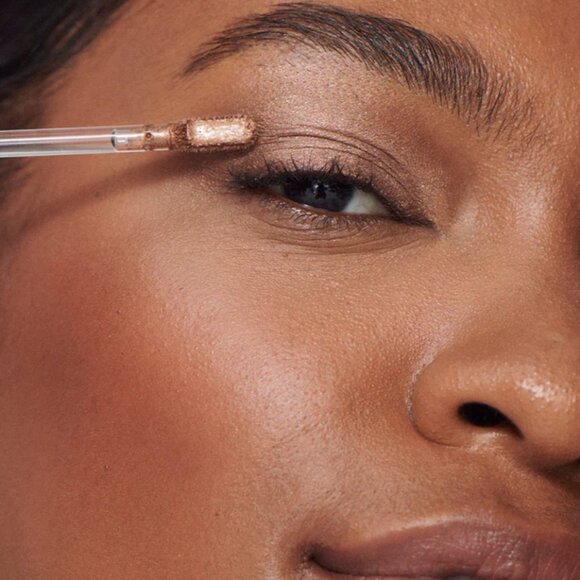 ILIA Beauty Liquid Powder Chromatic Eye Tint: Sheen (Copper Bronze Pearl) - Picture 4 of 16